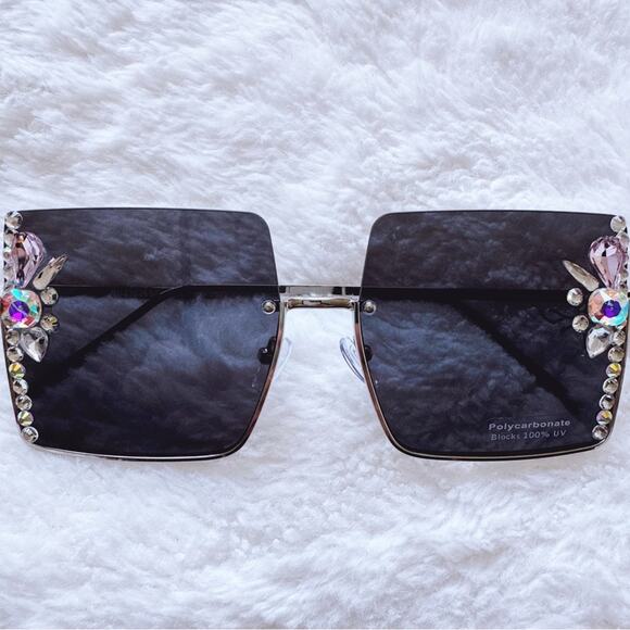Stylens Accessories - Nora Black w/ Silver Rims Square Sunglasses